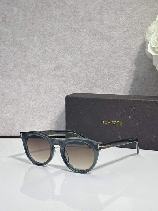 Picture of Tom Ford Sunglasses _SKUfw79761299fw